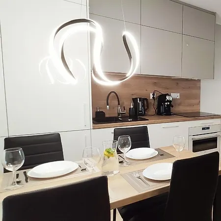 아파트 Luxholiday